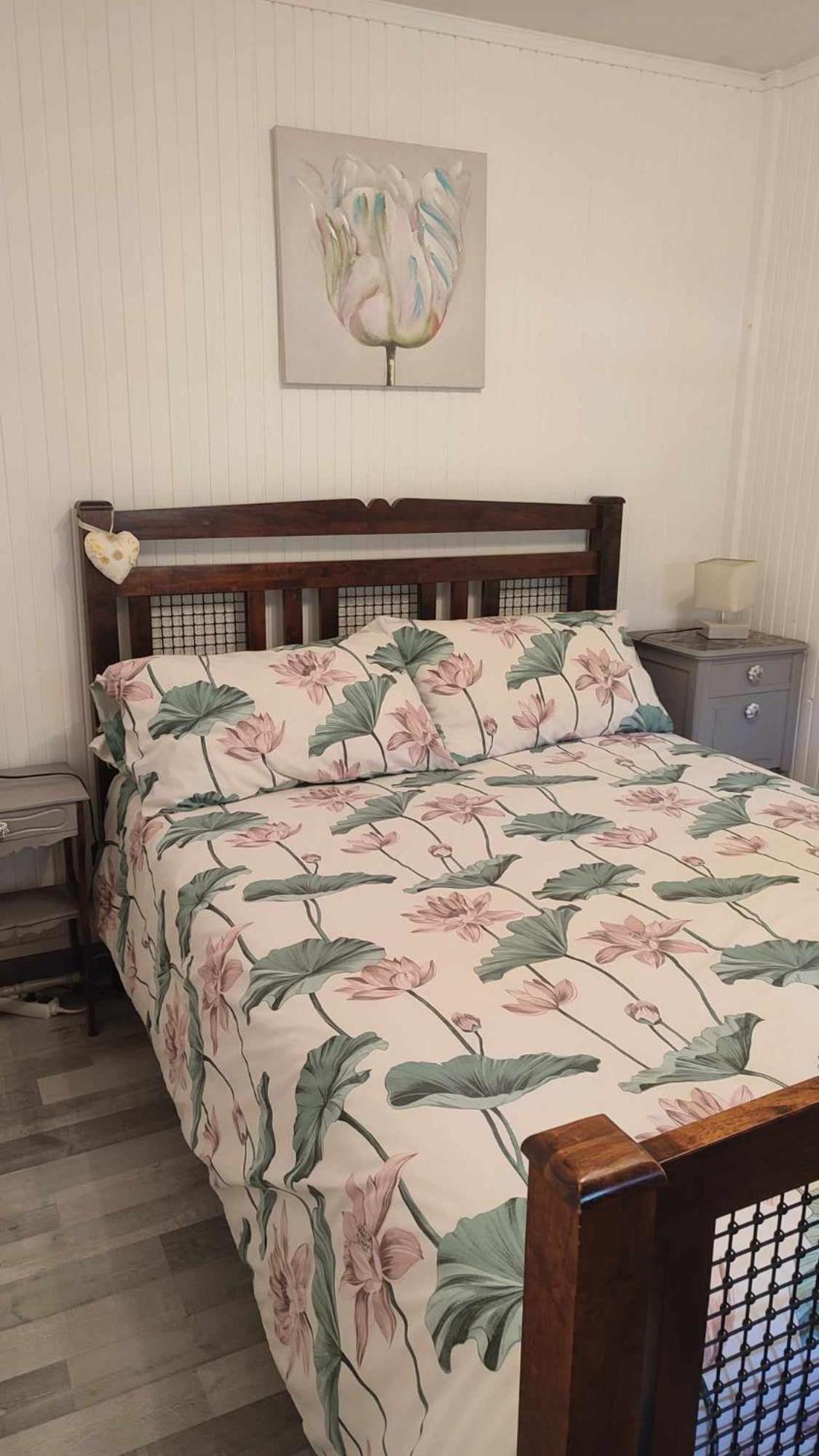 Chalet Dans La Foret....Adorable 1 Bedroom Chalet Surrounded By Woodland Pressignac Exterior photo